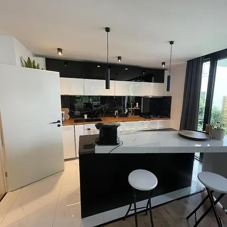 Modernes - Zentral - Nahe Hamburg & Luebeck